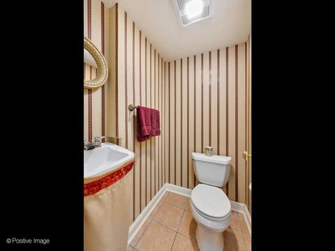 2233 Pinehurst Dr, Glenview, IL 60025 photo 29