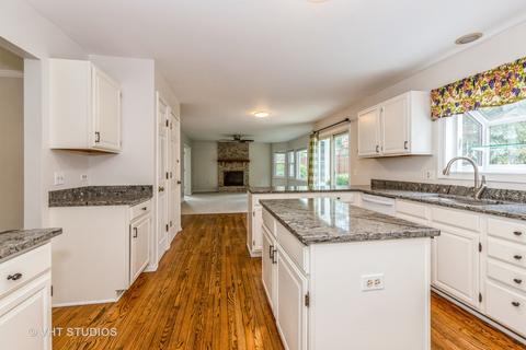 276 S Fork Dr, Gurnee, IL 60031 photo 5