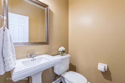 705 Central Ave, Deerfield, IL 60015 photo 9