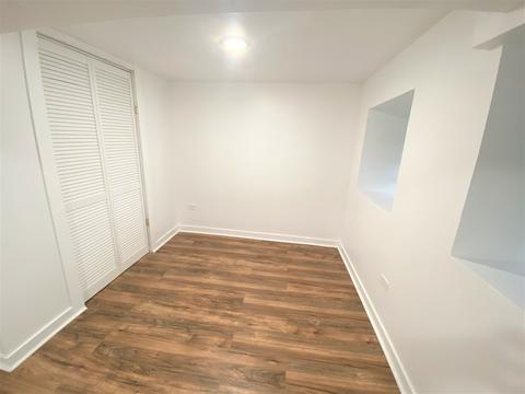 6819 S Artesian Ave, Chicago, IL 60629 photo 13