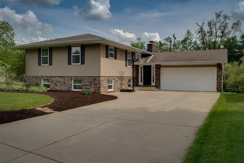 1301 Schroeder Dr, Normal, IL 61761 photo 1
