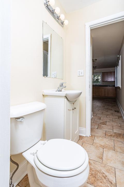 104 E Marion St, Thornton, IL 60476 photo 11