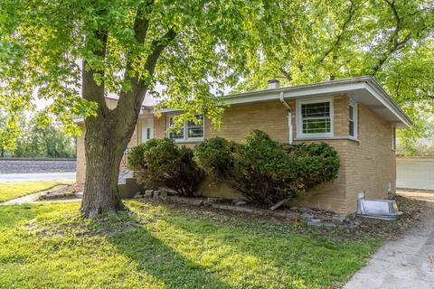 104 E Marion St, Thornton, IL 60476 photo 2