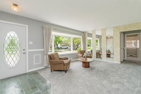 3540 Jackson St, Lansing, IL 60438 photo 5