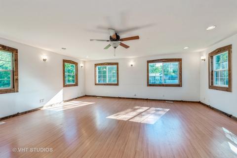 10209 Wilmette Ave, Algonquin, IL 60102 photo 5