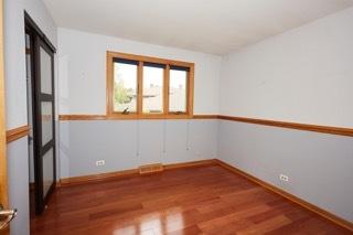 1203 Tulip Ln, Bartlett, IL 60103 photo 8