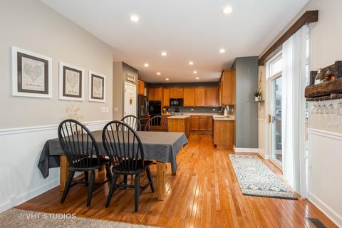 3059 Chalkstone Ave, Elgin, IL 60124 photo 9