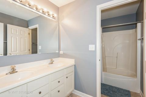 3059 Chalkstone Ave, Elgin, IL 60124 photo 20