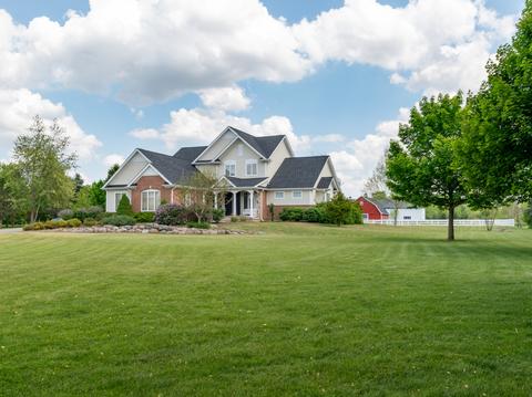 1500 Cherry Valley Rd, Bull Valley, IL 60050 photo 1