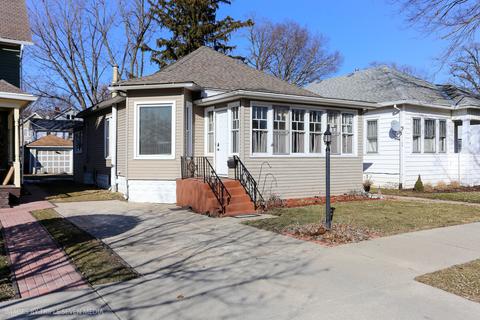 506 E Washington St, Morris, IL 60450 photo 1