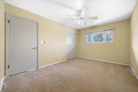 432 Lance Dr, Des Plaines, IL 60016 photo 6