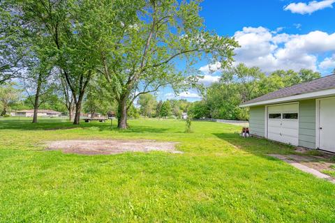 136 E 1st St, Braidwood, IL 60408 photo 5