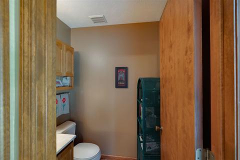 1709 Fairfield Dr, Normal, IL 61761 photo 3