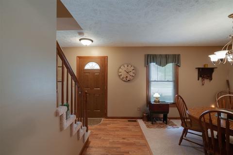 1709 Fairfield Dr, Normal, IL 61761 photo 2