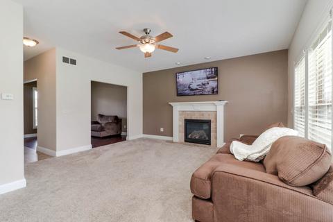 5013 Longfield Rd, Bloomington, IL 61705 photo 14