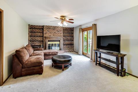 1290 W Dovington Dr, Hoffman Estates, IL 60169 photo 10