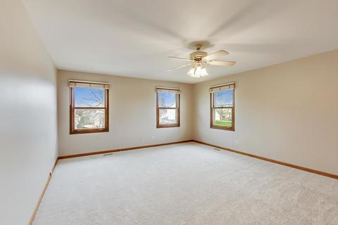 1290 W Dovington Dr, Hoffman Estates, IL 60169 photo 14