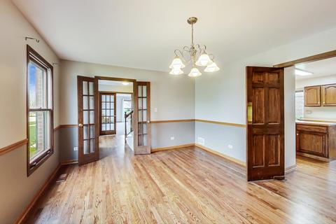 1290 W Dovington Dr, Hoffman Estates, IL 60169 photo 6