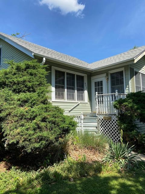 652 S Mitchell Ave, Elmhurst, IL 60126 photo 2