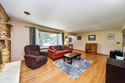809 N Fordham Ave, Aurora, IL 60506 photo 4