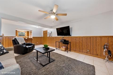 400 Emmerson Ave, Itasca, IL 60143 photo 17