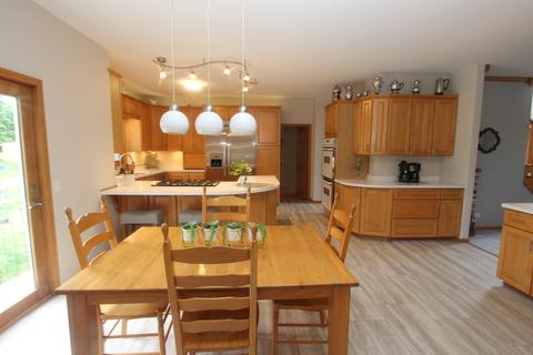 2121 Burnham Ct, Algonquin, IL 60102 photo 17
