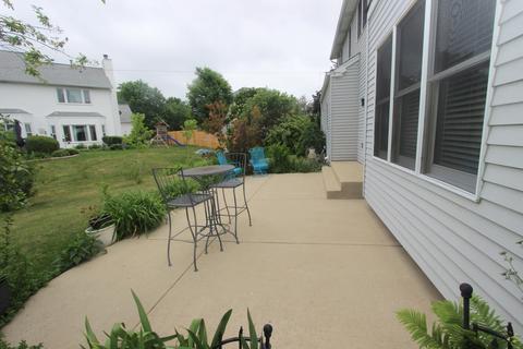 2121 Burnham Ct, Algonquin, IL 60102 photo 8