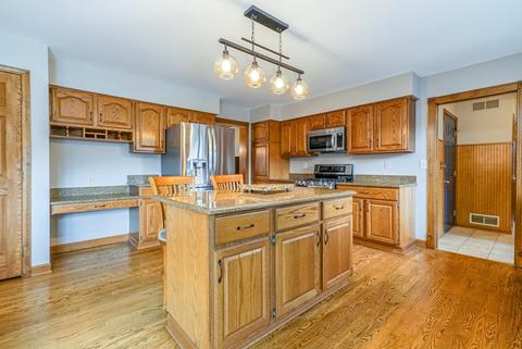 1286 Eldamain Rd, Plano, IL 60545 photo 16