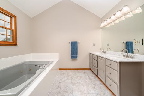 1286 Eldamain Rd, Plano, IL 60545 photo 36