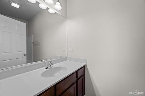159 S Grove Ave, Elgin, IL 60120 photo 18