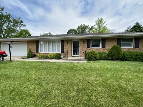 320 Garfield Dr, Bloomington, IL 61701 photo 1