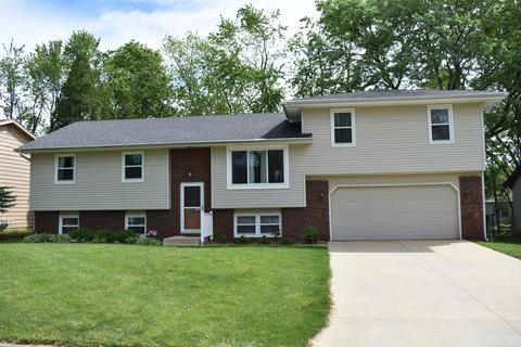 302 Raleigh Ct, Normal, IL 61761 photo 1