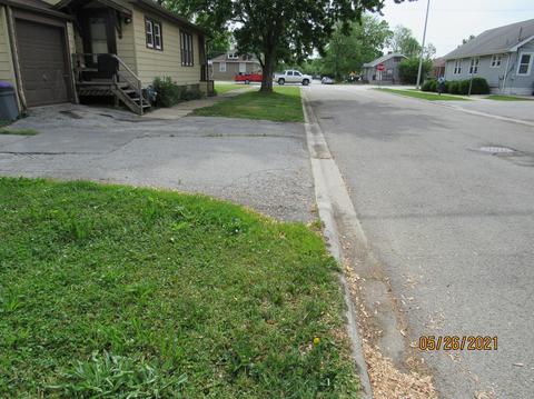 13 W 31st Pl, Steger, IL 60475 photo 3