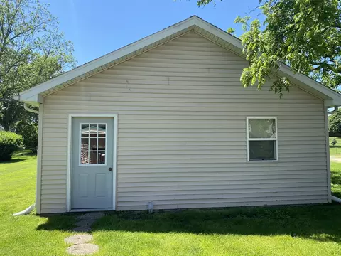 205 N Steele St, Cherry, IL 61317 photo 3