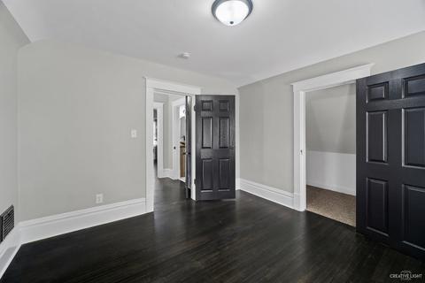 52 Vine St, Elgin, IL 60123 photo 14