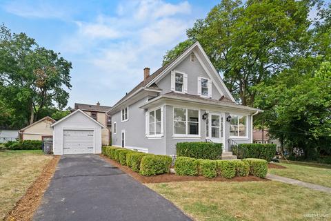 52 Vine St, Elgin, IL 60123 photo 2