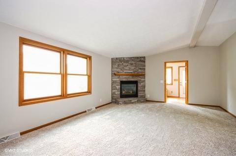 102 S Elm St, Mclean, IL 61754 photo 9