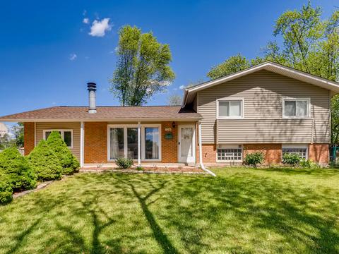665 Western St, Hoffman Estates, IL 60169 photo 1