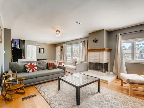 665 Western St, Hoffman Estates, IL 60169 photo 7