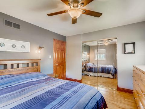 665 Western St, Hoffman Estates, IL 60169 photo 14
