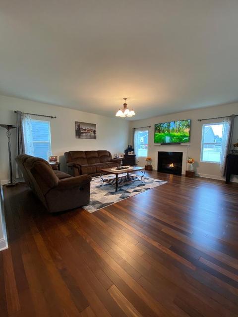 316 Longview Dr, Elgin, IL 60124 photo 4