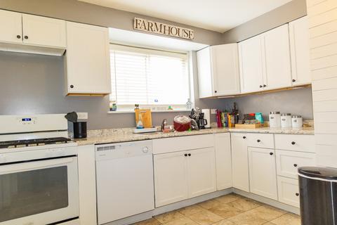 7809 S Spaulding Ave, Chicago, IL 60652 photo 13