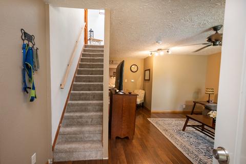 211 N 2nd Ave, Chenoa, IL 61726 photo 4