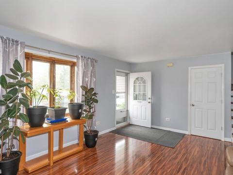 1812 Great Falls Dr, Plainfield, IL 60586 photo 3