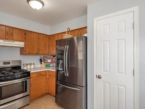 1812 Great Falls Dr, Plainfield, IL 60586 photo 12