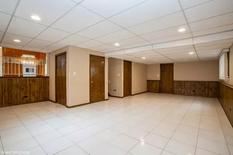 624 W Eggerding Dr, Addison, IL 60101 photo 13