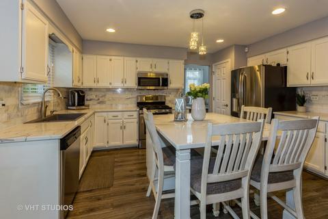 23041 Benet Ln, Plainfield, IL 60586 photo 4