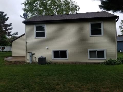 5501 W Creekside Ct, Mchenry, IL 60050 photo 2
