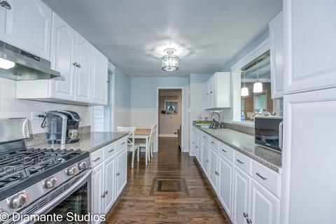 1379 E Forest Ave, Des Plaines, IL 60018 photo 10