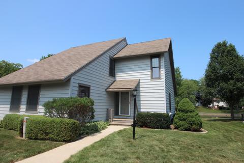 657 Beth Ct, Gurnee, IL 60031 photo 1
